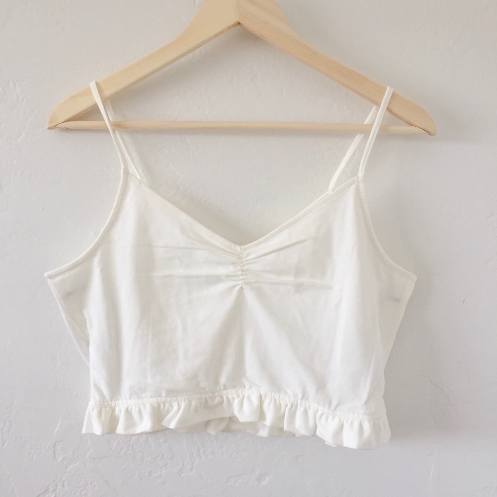 ❗️Two Left ❗️NWT White Crop Cami Tank - Picture 3 of 5